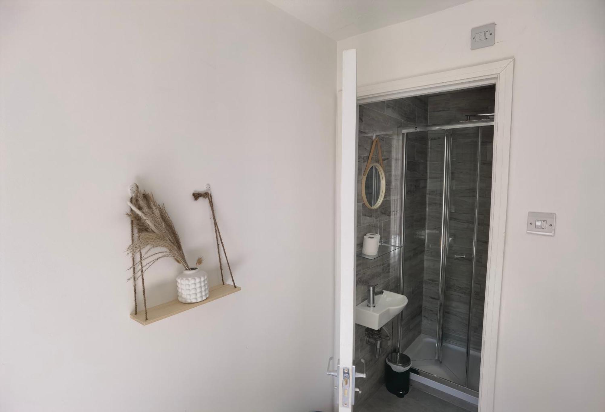 Harmonynest Parkview Elegance Hotel London Bagian luar foto