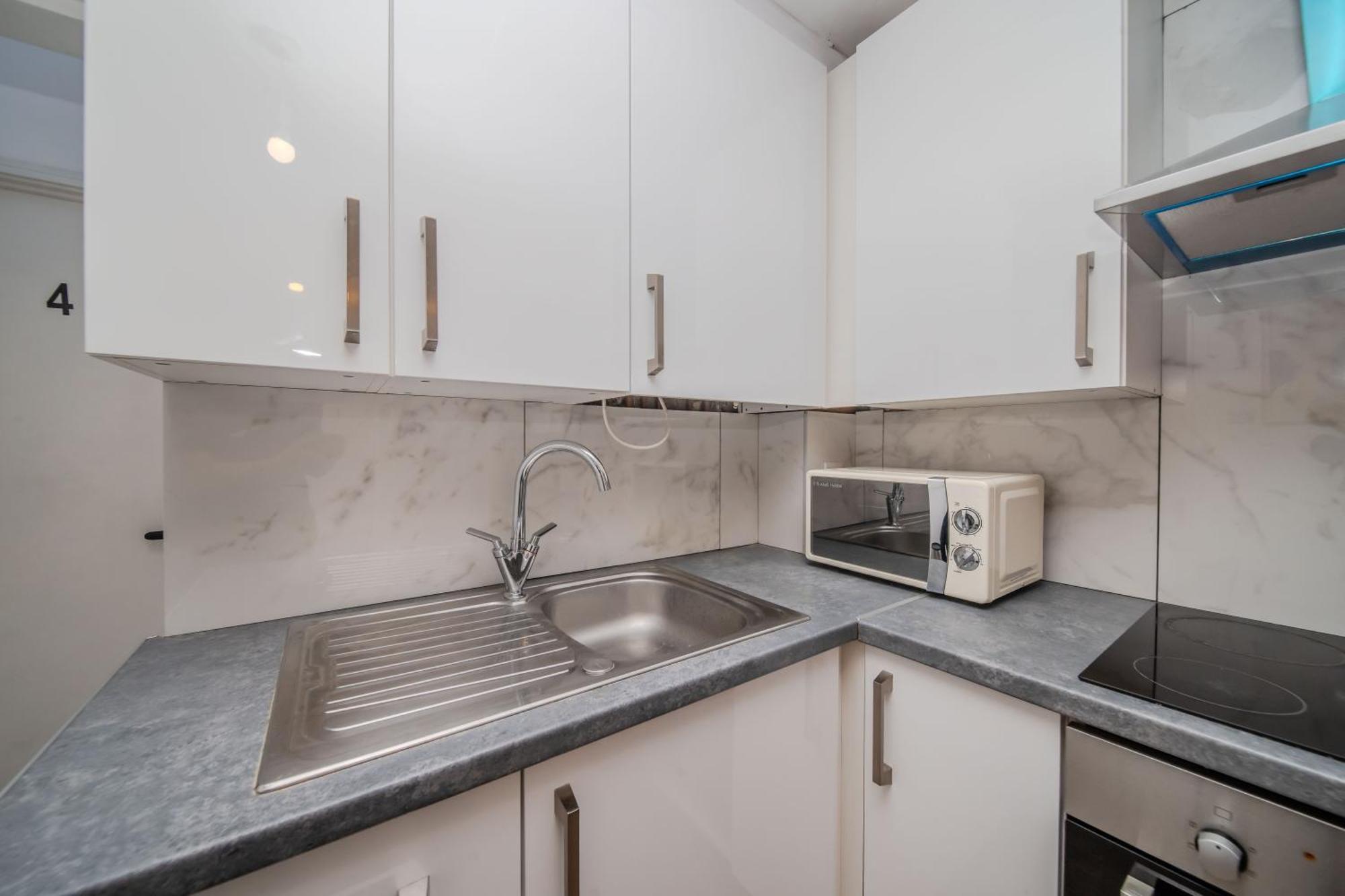 Harmonynest Parkview Elegance Hotel London Bagian luar foto