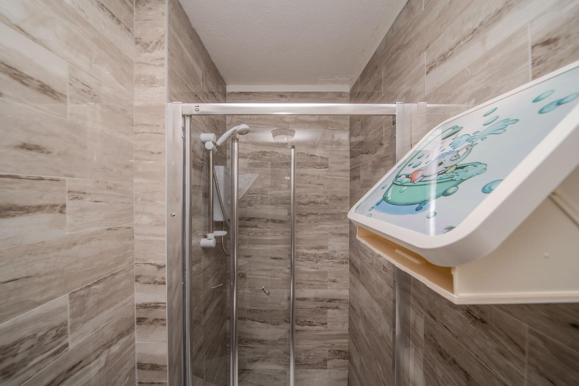 Harmonynest Parkview Elegance Hotel London Bagian luar foto